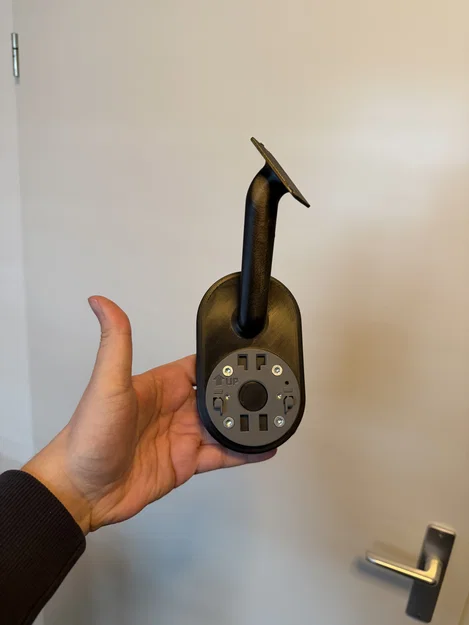 Giá đỡ camera và tấm pin năng lượng mặt trời Ring - Image 4