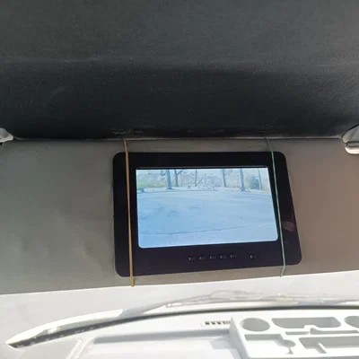 Giá đỡ màn hình gắn tấm che nắng ô tô - Giải pháp DIY thông minh