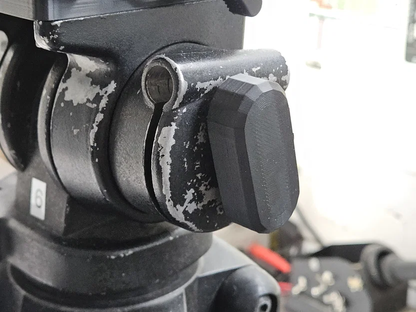 Núm vặn bên hông đầu tripod Sony VCT-1170RM (Khóa tay cầm LANC) - Image 2