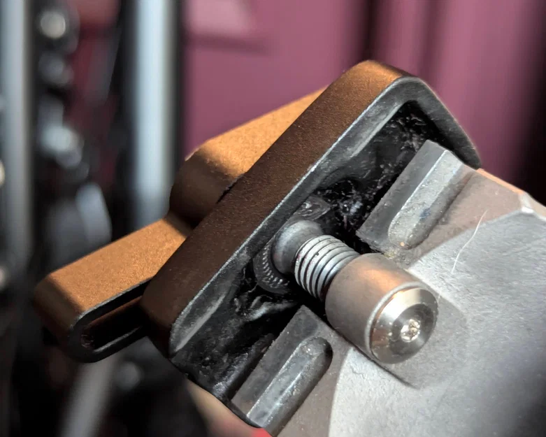 Vòng đệm nhựa cho kẹp bản lề Brompton T-Line - Image 3