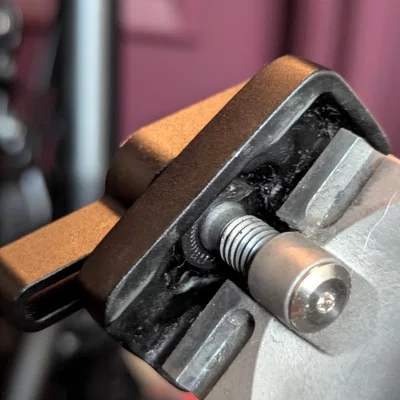 Vòng đệm nhựa cho kẹp bản lề Brompton T-Line