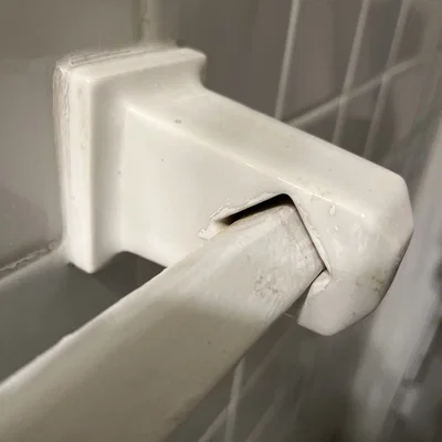 Kệ Treo Khăn Tiện Dụng Cho Căn Hộ