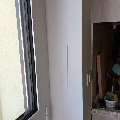 Nắp che lỗ tường cửa cuốn – (Hai phiên bản khoảng cách lỗ 130mm và 180mm)