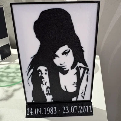 Mô hình tranh để bàn Amy Winehouse