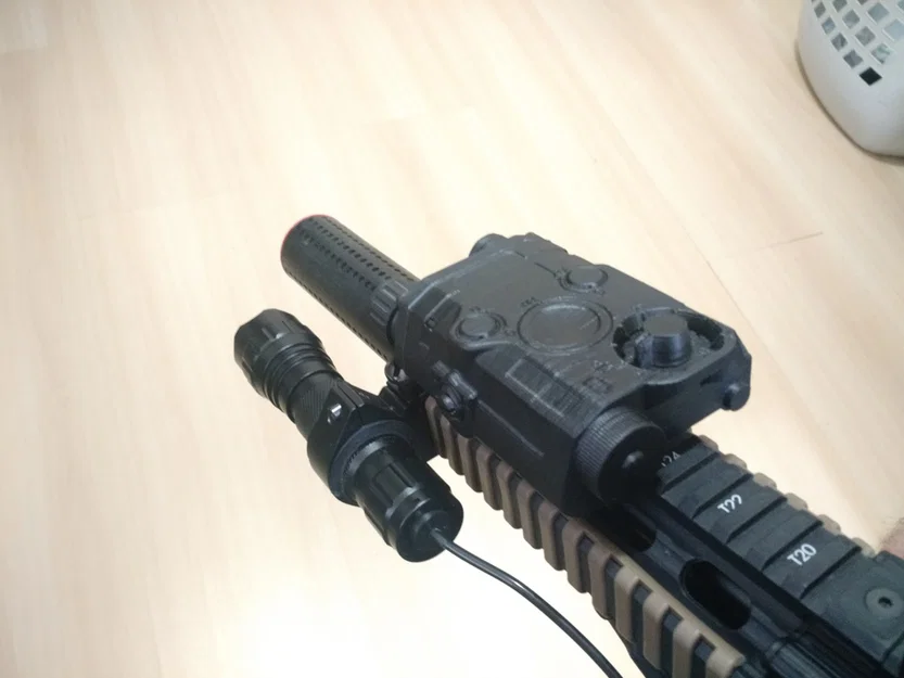 Hộp PEQ cho súng Airsoft - Image 3