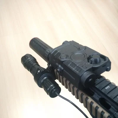 Hộp PEQ cho súng Airsoft