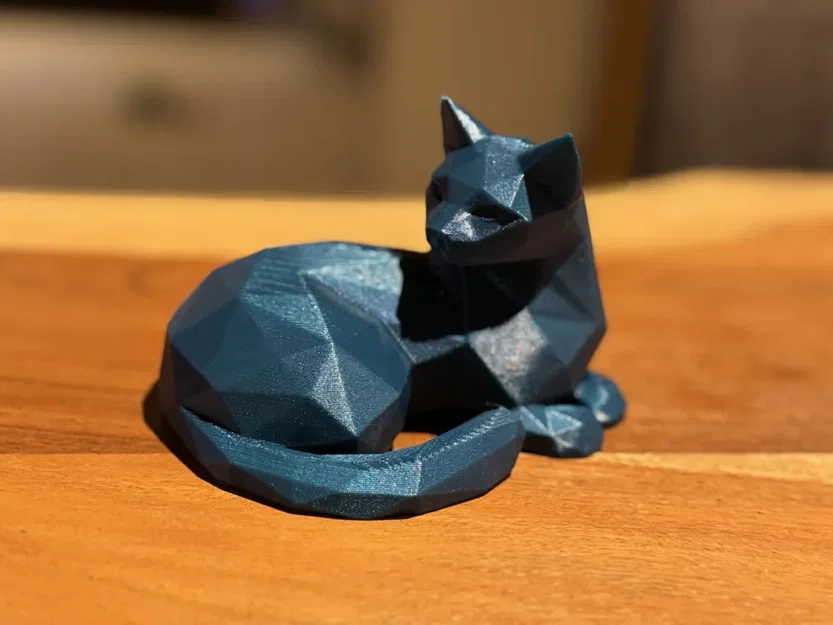 Tượng mèo nằm Low Poly - Image 3