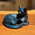 Tượng mèo nằm Low Poly - Thumbnail 3