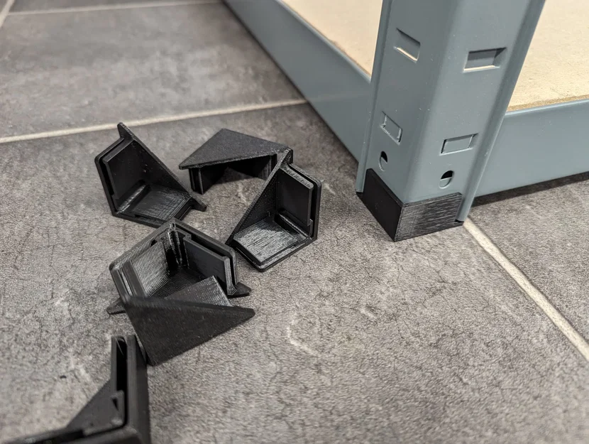 Chân đế bảo vệ cho kệ sắt kích thước 40mm x 40mm - Image 1