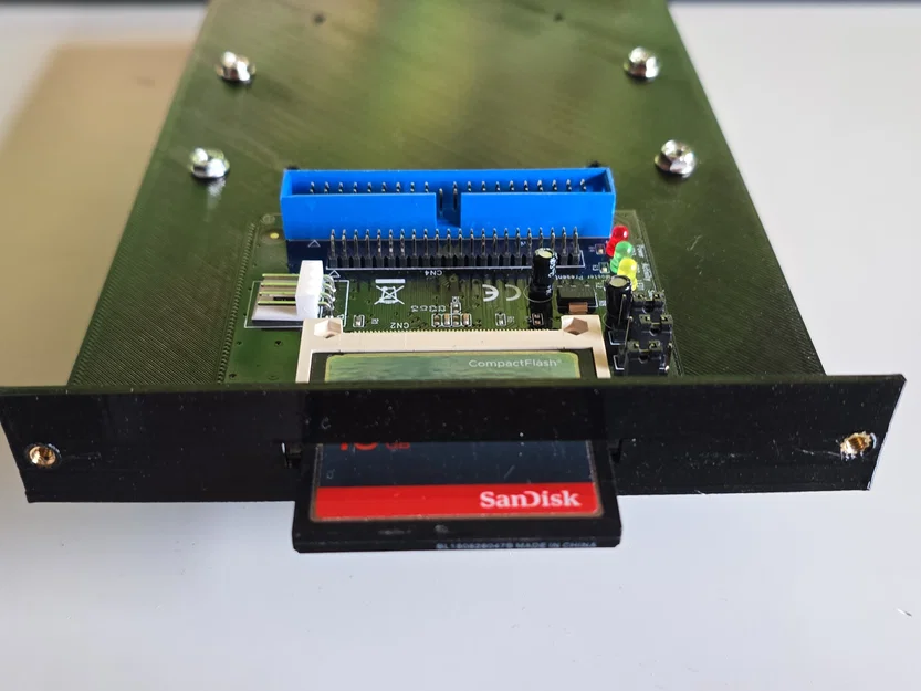 Khung gắn ổ cứng HDD và Compact Flash cho Amiga 2000 - Image 1