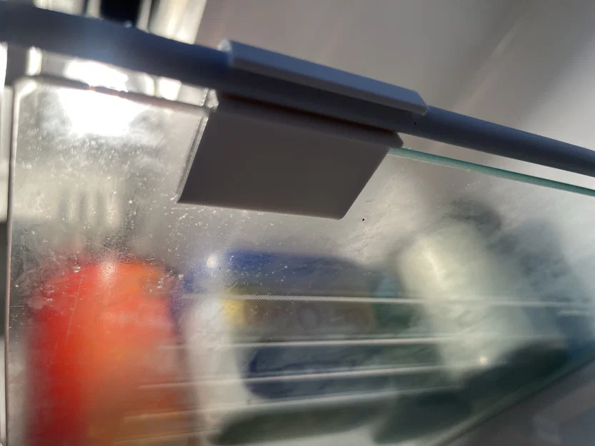 Kẹp cố định kệ tủ lạnh (Fridge Shelf Support) giúp kệ chắc chắn hơn - Image 1