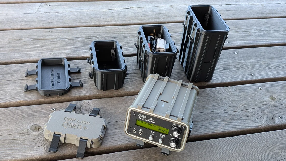 Hộp chống nước bền bỉ QMX+ (QMX+ waterproof rugged box) - Image 1