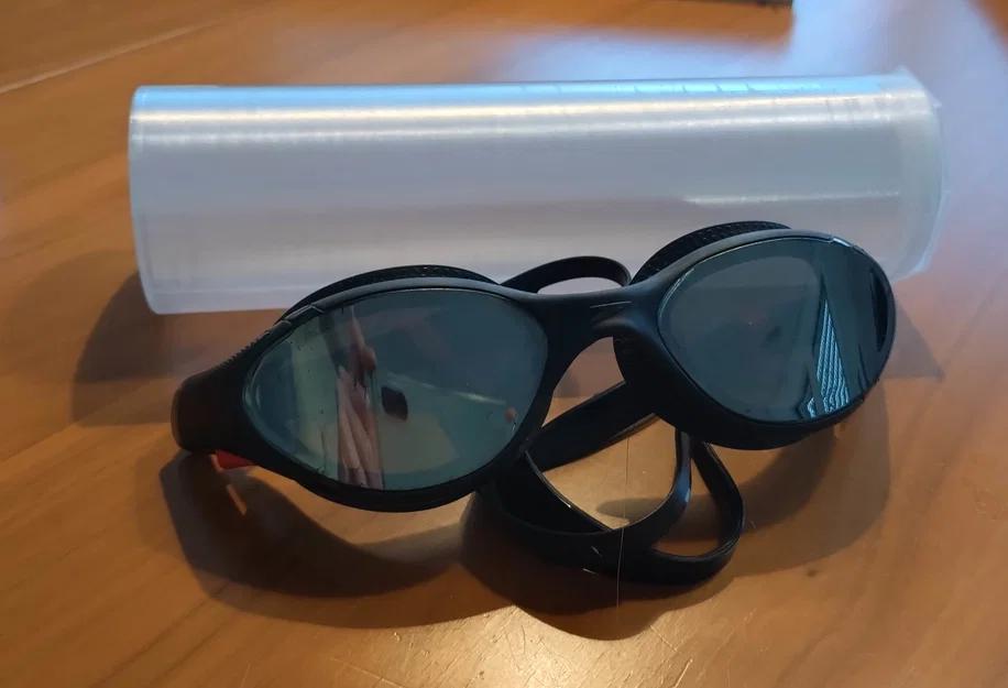 Hộp đựng kính bơi in 3D có nắp vặn và lỗ thông gió thông minh - Image 1