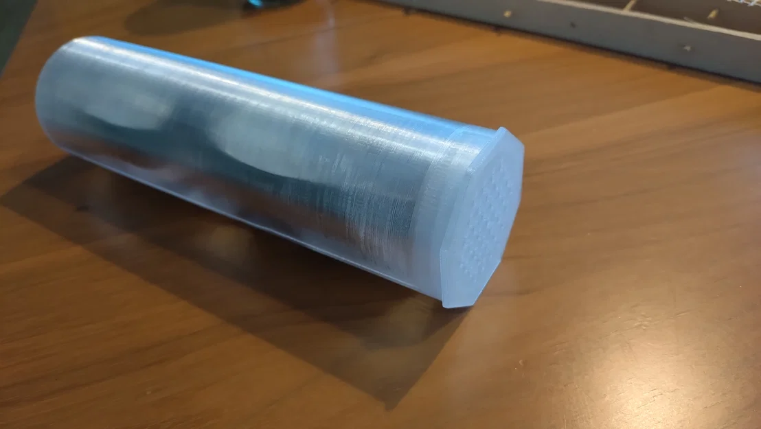 Hộp đựng kính bơi in 3D có nắp vặn và lỗ thông gió thông minh - Image 2