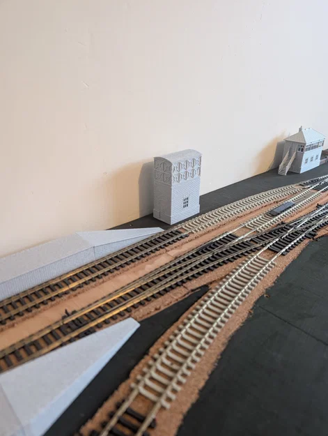 Mô hình tháp nước đường sắt GWR (OO Scale) cho sa bàn mô hình - Image 2