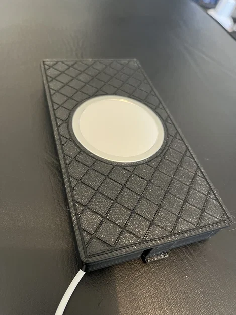 Đế gắn sạc Magsafe cho bệ tì tay xe Ford Ranger - Image 2