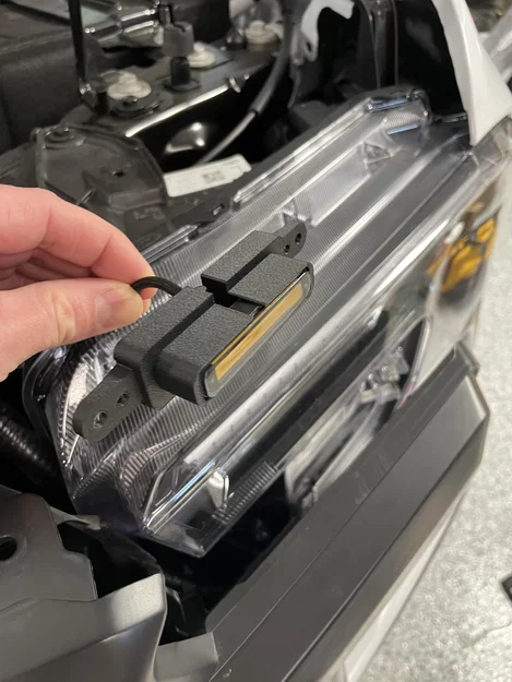 Bát lắp đèn LED vàng cho lưới tản nhiệt Ford Ranger 2025 phong cách Raptor - Image 1