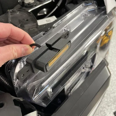 Bát lắp đèn LED vàng cho lưới tản nhiệt Ford Ranger 2025 phong cách Raptor