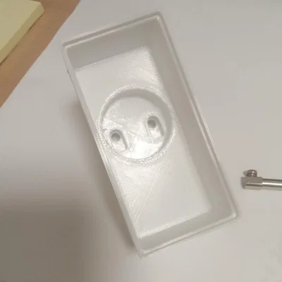 Hộp đựng bộ nguồn (Skříň napájecího zdroje) thiết kế thông minh