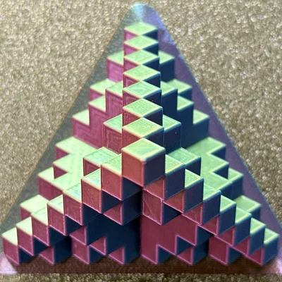 Sierpiński Tetrahedron Lắp Ghép Từ Khối Lập Phương | Cấp Độ 3
