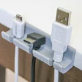 Giá đỡ cáp USB gọn gàng cho bàn làm việc - Thumbnail 1