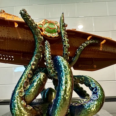 Đế giữ mực (Squid Stand) cho mô hình tàu Nautilus
