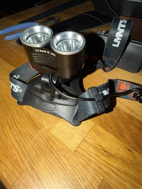 Bản lề thay thế cho đèn đeo đầu LMNTS Aurora 2000 - Image 2