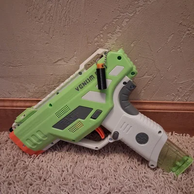 Móc khóa mô phỏng đạn Half Dart