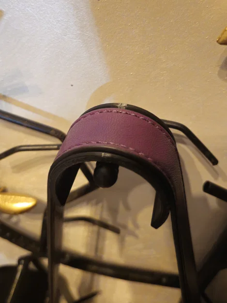 Miếng đệm bảo vệ quai túi xách cho móc treo tường - Image 1