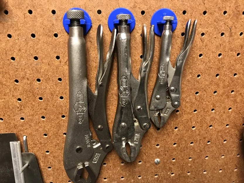 Móc treo kìm bấm (Vicegrip) cho bảng pegboard - Image 2