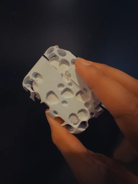 Vỏ bảo vệ AirPods với họa tiết Voronoi in 3D cực độc lạ - Image 3