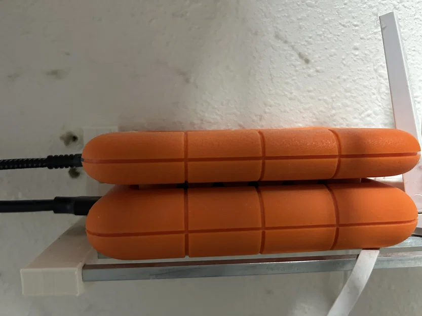 Bộ xếp chồng ổ cứng Lacie Rugged (Lacie Rugged Drive Staker) - Image 2