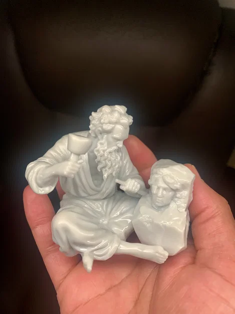 Tượng người đàn ông đang tạc tượng - Image 3