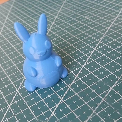 Mô hình chú thỏ đồng hành mùa xuân