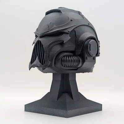 Mô hình mũ chiến binh Black Legion - Warhammer 40K trưng bày cực chất