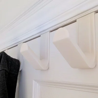 Móc treo cánh cửa