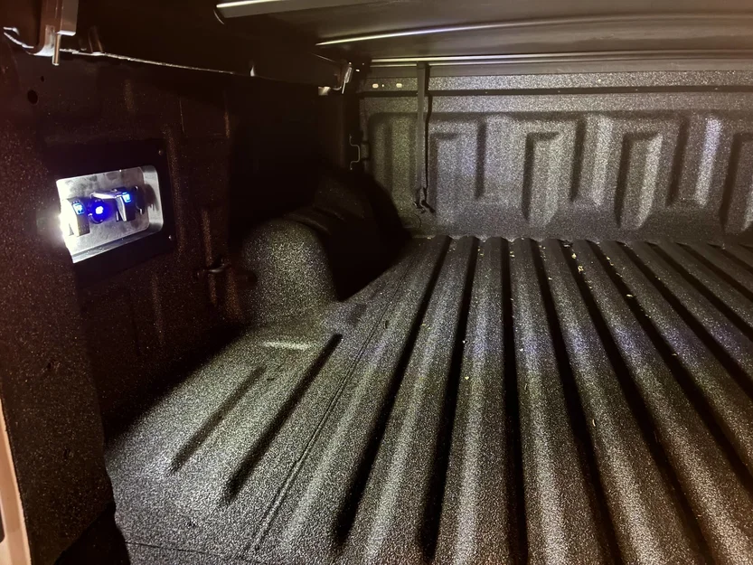 Bộ ốp đèn và ổ cắm thùng xe cho Ford Ranger 2025 - Image 3