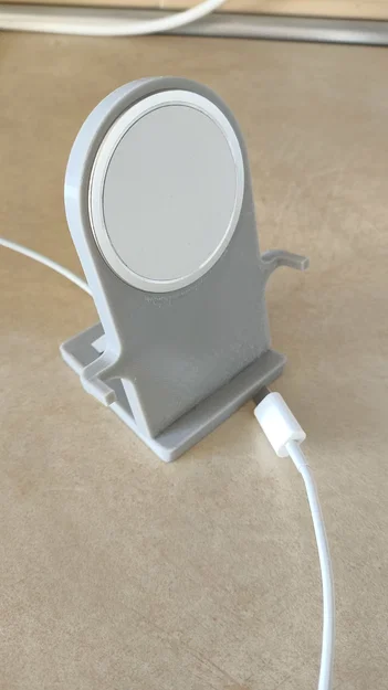 Đế sạc Magsafe để bàn tiện lợi cho iPhone 17, 17 Pro và 17 Pro Max - Image 1