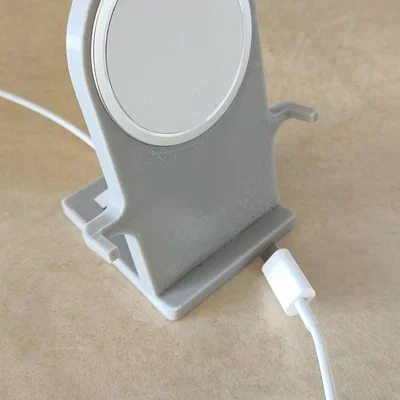 Đế sạc Magsafe để bàn tiện lợi cho iPhone 17, 17 Pro và 17 Pro Max