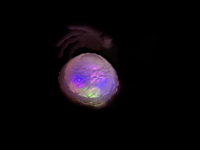 Mô hình viên đá quý có ngăn chứa bên trong - Image 2