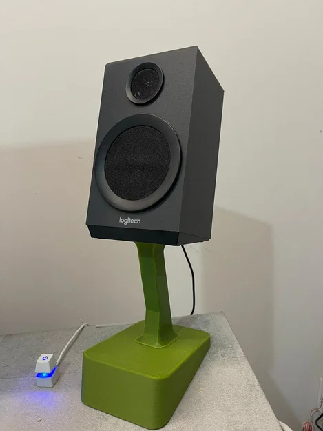 Chân đế để bàn cho loa Logitech - Image 1