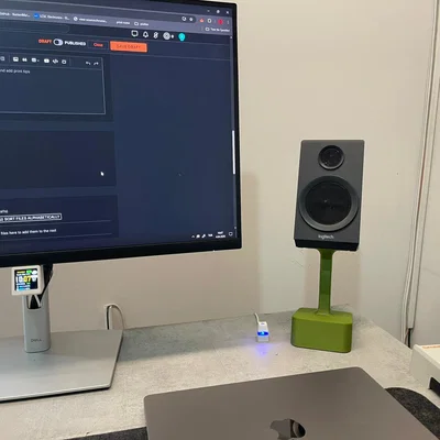 Chân đế để bàn cho loa Logitech