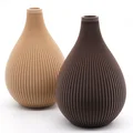Bình hoa Solstice Vase — Bình cắm hoa dáng giọt nước với đường gân tinh tế - Thumbnail 4