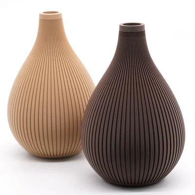 Bình hoa Solstice Vase — Bình cắm hoa dáng giọt nước với đường gân tinh tế