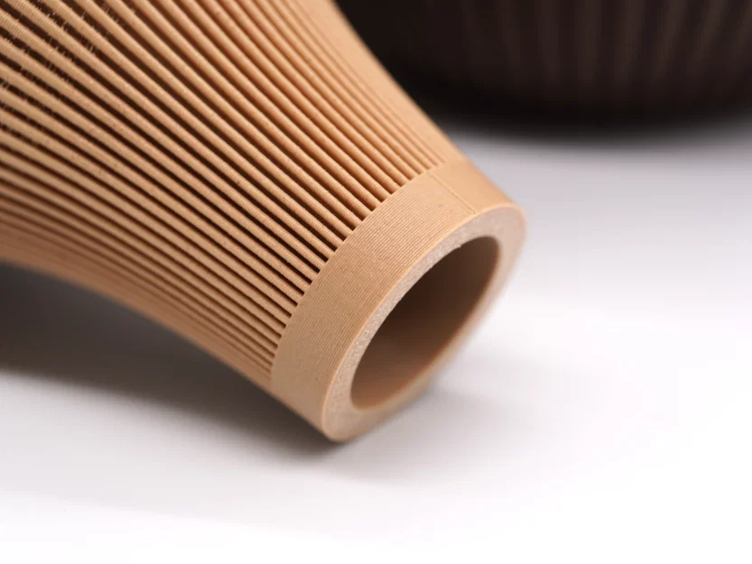 Bình hoa Solstice Vase — Bình cắm hoa dáng giọt nước với đường gân tinh tế - Image 5