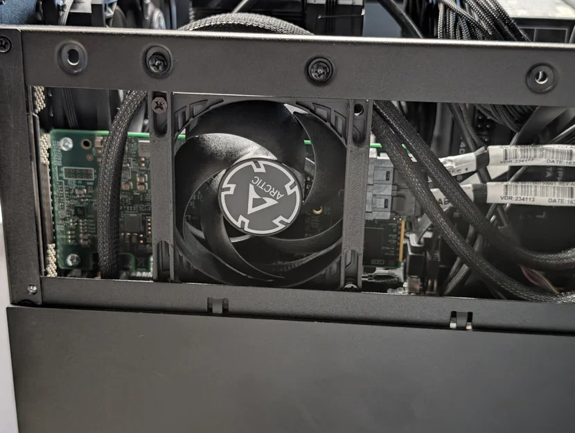 Giá đỡ quạt 80mm cho card PCI-E lắp trong case Jonsbo N3 - Image 2