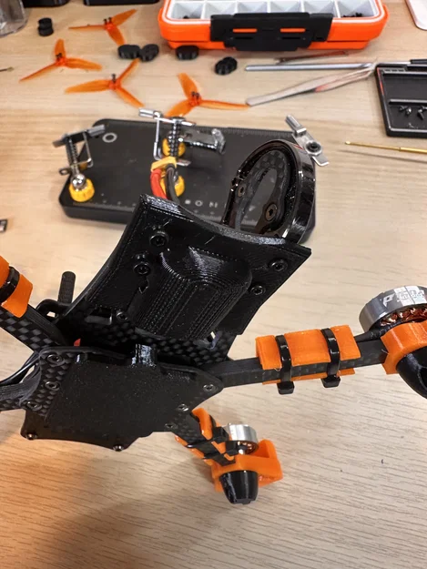 Ốp bảo vệ tụ điện cản trước cho AOS 3.5 - Image 2