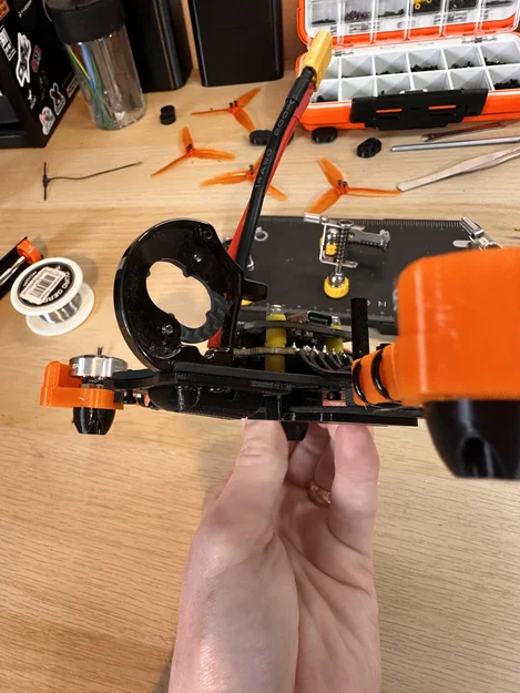 Ốp bảo vệ tụ điện cản trước cho AOS 3.5 - Image 3