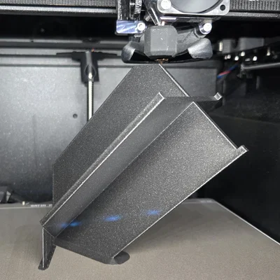 Dụng cụ cho ong ăn kèm chân cắm đất (Bản Remix)