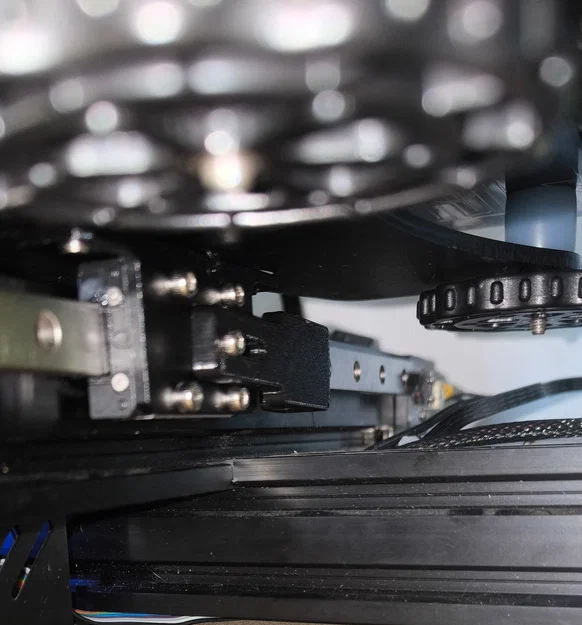 Giá đỡ công tắc hành trình trục Y cho ray MGN12 trên Ender 3 PRO - Image 2